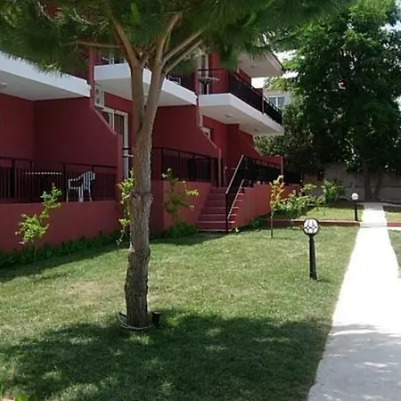 Alacati Golden Resort فندق