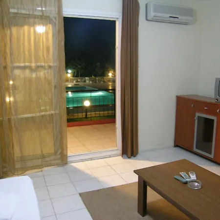 فندق Alacati Golden Resort 3*