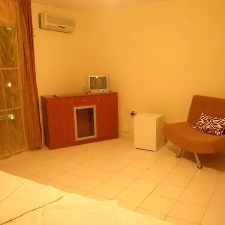 Alacati Golden Resort فندق