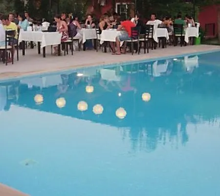 Alacati Golden Resort فندق 3*
