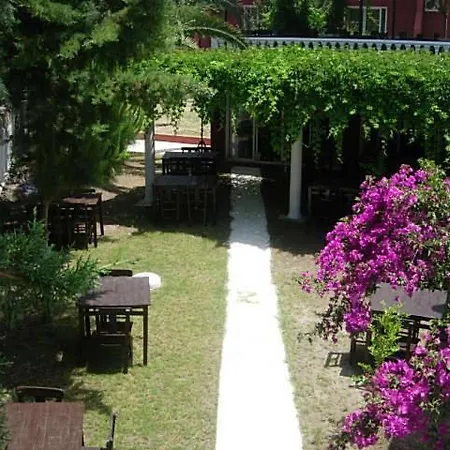 Alacati Golden Resort Hotel 3*